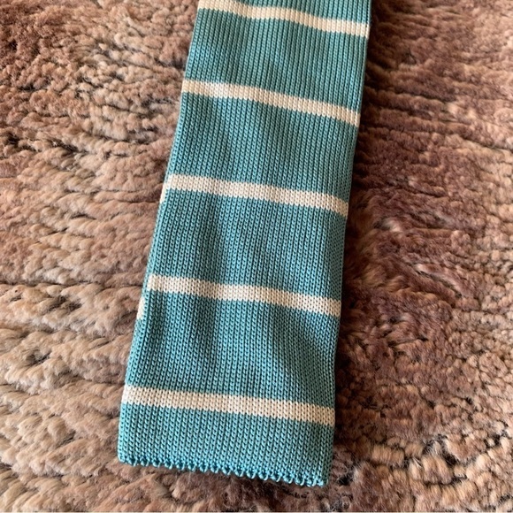 Robert Graham Teal and White Striped Tie - Picture 4 of 8